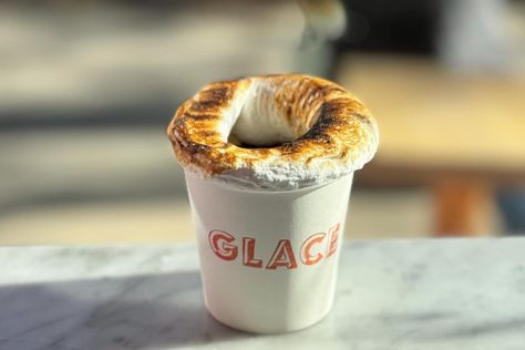 Here’s How To Make Glace’s Viral S’mores Hot Chocolate At Home Smores Hot Chocolate Recipe, National Hot Chocolate Day, Smores Hot Chocolate, Chocolate At Home, Day In New York City, Concession Food, Hot Chocolate Recipe, Hot Chocolate Marshmallows, Chocolate Day