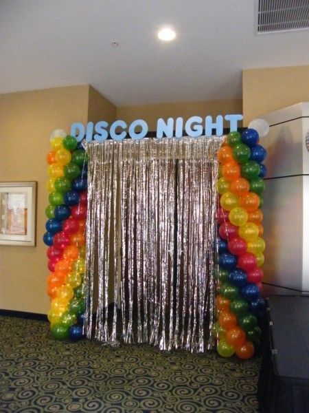 Disco Theme Parties, Decades Party, 70s Party Theme, 70s Theme Party, 80s Party Decorations, 80s Birthday Parties, 70s Disco Party, Disco Birthday Party, Disco Decorations