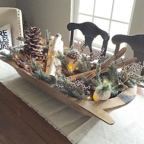 Decor After Christmas, Winter Decor Ideas, Dough Bowl Centerpiece, Games Indoor, Rustic Winter Decor, Winter Centerpieces, Summer Furniture, Christmas Bowl, Winter Decoration