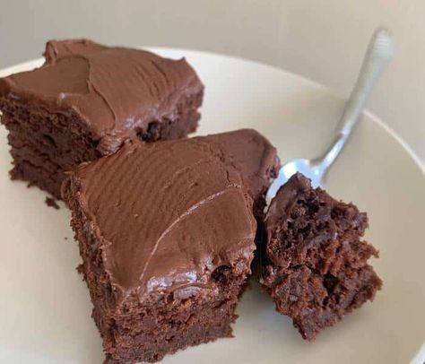 Oat Flour Cake, Healthy Bakes, Recipe Ingredients List, Cocoa Cake, Chocolate Frosting Recipes, Vegan Chocolate Cake, Chocolate Roll, Delicious Cake Recipes, Chocolate Dessert Recipes