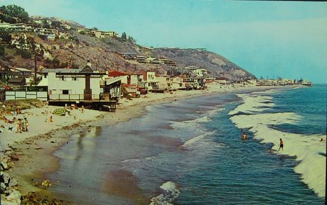 Carbon Beach,Malibu,California. We stayed along here in the late 50's, early 60's..in the old wooden cabins right on Coast hiway 1 !! Malibu California, The Ocean, The Beach, California