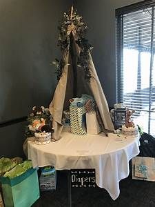 Diaper Raffle Table, Woodland Baby Shower Theme Decorations, Woodland Baby Shower Theme Boy, Woodland Baby Shower Food, Diy Tipi, Bos Baby, Woodland Theme Baby, Woodland Creatures Baby Shower, Bebe Shower