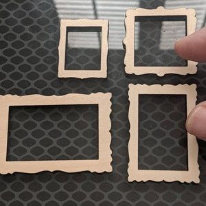 Cadre Photo Diy, Dollhouse Wood, Paint Portrait, Miniature Rabbits, Picture Frame Molding, Diy Picture Frames, Nevada City, Mini Frames, Wooden Picture Frames