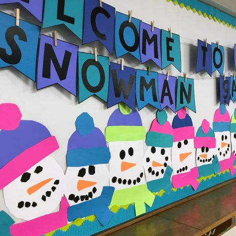 Snowman Bulletin Board, Winter Classroom Decorations, November Bulletin Boards, Colorful Bulletin Boards, Christmas Bulletin Boards, Differentiated Kindergarten, Snow Friends, January Bulletin Boards, Winter Bulletin Boards