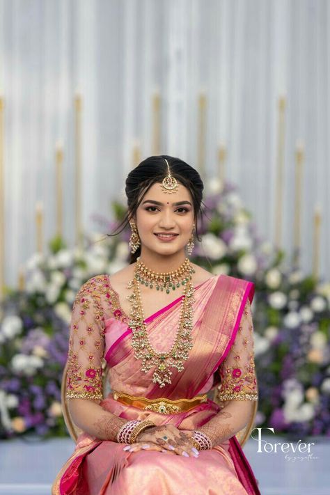 [CommissionsEarned] 13 Must Have Engagement Dress For Bride Indian Saree South Indian Traditional Hacks You Don't Want To Miss Today #engagementdressforbrideindiansareesouthindiantraditional Engagement Blouses Design, Nami Hairstyles, Bride Engagement Outfit Indian, Pelli Kuthuru Sarees, Engagement Dress For Bride Indian Saree, Pellikuthuru Sarees, Saree For Engagement Brides, Latest Bridal Hairstyles, Engagement Dress For Bride Indian