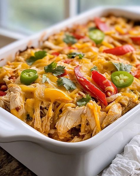 Fajita Chicken Casserole - knedir Recipes Fajita Chicken Casserole, Chicken Breast Casserole, Fajita Casserole, Fajita Chicken, Chicken Fajita Casserole, Chicken Pieces, Chicken Fajita, Baked Casserole, Fajita Seasoning