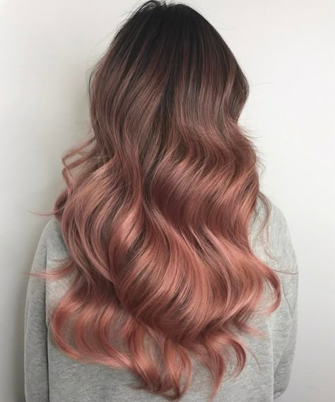 Extra Long Hair with Rose Balayage Pastel Pink Hair Ombre, Rose Gold Balayage, Pink Ombre Hair, Hair Color Rose Gold, Brown Ombre Hair, Blond Balayage, Extra Long Hair, Balayage Blonde, Hair Color Pastel