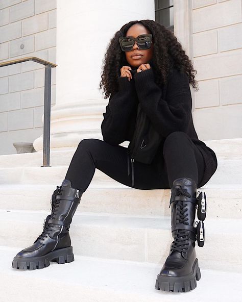 JENEE’ 🙋🏾‍♀️Style Expert 📍DC on Instagram: “Are you tired of these boots yet??? IDC IDC IDC🤣🤣🤣 Big hair and bigger boots is my fall/winter look💁🏾‍♀️ Also currently debating if I…” Prada Combat Boots Outfit, No Buy Month, Prada Boots Outfit, Prada Combat Boots, No Buy, Combat Boot Outfit, Prada Boots, Black Boots Outfit, Streetwear Fashion Women