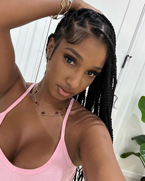 Bernice Burgos, Barbie Model, Braid Out, Curly Hair Routine, African Braids, Dark Skin Women, Long Braids, Fresh Face, Goddess Braids