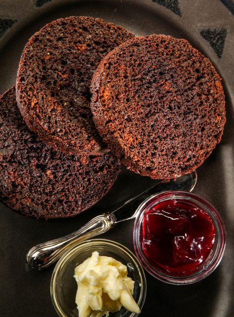 Floriole's Alex Roman shared the bakery's recipe. The bread bakes up beautifully. Serve it with butter and jam. Boston Brown Bread Recipe, Bread In A Can, Lander Wyoming, Boston Brown Bread, Brown Bread Recipe, Pastry Brush, Blackstrap Molasses, Rye Flour, Healthy Recipes Easy Snacks