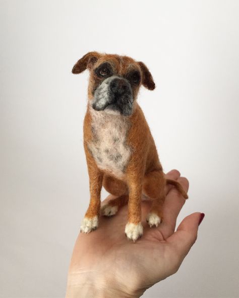 Needle felted Boxer, dog sculpture Needle Felt Dog, Dog Needle Felting, Needle Felt German Shepherd, Needle Felted Boxer Dog, Needle Felting With Dog Hair, Felted Art, Wool Needle Felting, Felt Roses, Needle Felted Dog