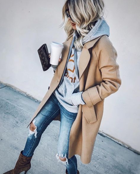 bundled again...🙈 #streetstyle #style #ootd Zodiac Signs Outfits Style Inspiration, Trendy Fall Fashion, Casual Fall Outfit, Fall Fashion Coats, Fall Outfit Ideas, Mode Casual, Trendy Fall Outfits, Estilo Punk, Trendy Fall