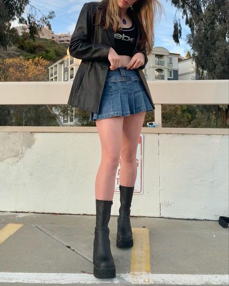 leather jacket y2k skirt unif parker boots bebe Y2k Fall Outfits Aesthetic, Unif Boots Outfit, Parker Boots Outfit Unif, Unif Parker Boots Outfit, Pleated Denim Mini Skirt Outfit, Y2k Outfits With Skirt, Parker Boots Outfit, Skirt With Platform Boots, Y2k Fashion Skirts