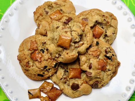 Mochi Chocolate Chip Cookies, Mochi Cookie Recipe, Rice Crackers, Bar Cookies, Dessert Drinks, Cookies Recipes Chocolate Chip, Cookie Sheet, Cookie Recipe, Chocolate Cookies