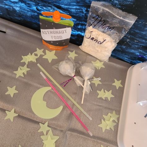 Moon Cake Pops, Moon Birthday Theme, Diy Moon Sand, Diy Moon, Glow In The Dark Stars, Moon Birthday, Two The Moon, Moon Sand, Dark Stars