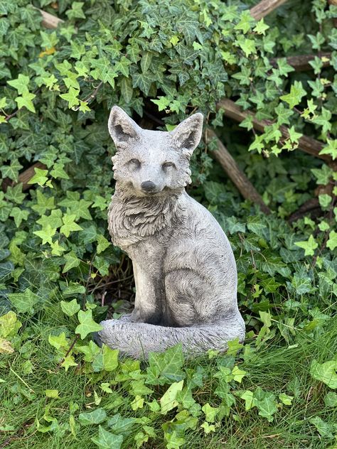 Fox Statue, London Ornaments, French Bulldog Decor, Japanese Statue, Fox Forest, Fox Figurine, Animal Garden, Fox Ornaments, Stone Statue