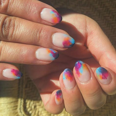 Short Manicure Nails, Watercolor Nail Designs, Watercolor Nail Art, Short Manicure, Tokyo Outfits, Watercolor Nails, It Magazine, Minimal Nails Art, Nails Art Ideas