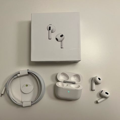 Brand New Airpod Gen 3! These Airpods Have Incredible Sound Quality My Only Wish Is That They Fit My Ears :( (I Have Oddly Small Ear Holes Lol!) These Airpods Are In Perfect Condition, Used Only Once To Try Out (Again, Only To Found Out They Do Not Fit My Ears) Includes: Wireless Charging Case, Charging Cable Apple Wishlist, Airpod Gen 3, Fone Apple, Apple Headphones, Wish Board, Airpods Apple, Apple Headphone, Air Pod, I Pod