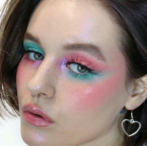 Editorial Make-up, Pride 2023, Fun Makeup, Bright Makeup, Smink Inspiration, Runway Makeup, Beauty Make-up, Colorful Eye Makeup, Edgy Makeup