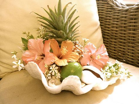 Tropical Centerpieces, Coconut Flower, Summer Mantel, Tropical Flower Arrangements, Flowers And Fruit, Hawaiian Decor, Tropical Party, Tropical Theme, Tropical Style