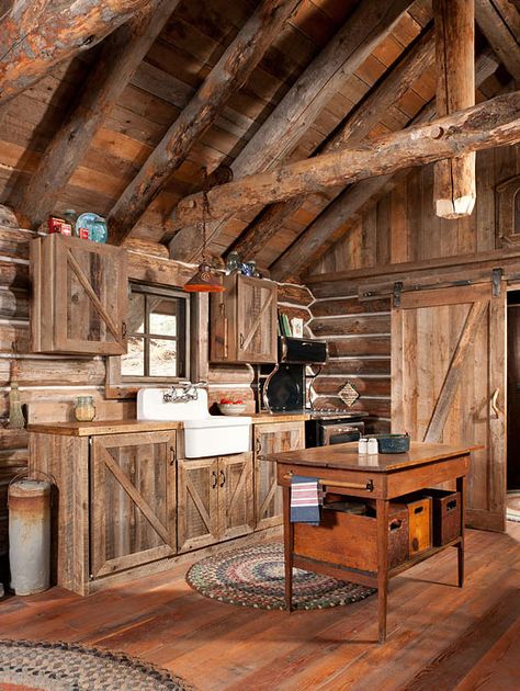 Authentic Log Cabin Exquisitely Restored to 1900’s Splendor | Off Grid World Rustic Log Cabin Kitchens, Log Cabin Kitchens, Log Cabin Kitchen, Old Log Cabin, Dapur Rustic, Log Cabin Ideas, Small Log Cabin, Rustic Log Cabin, Cabin Kitchen