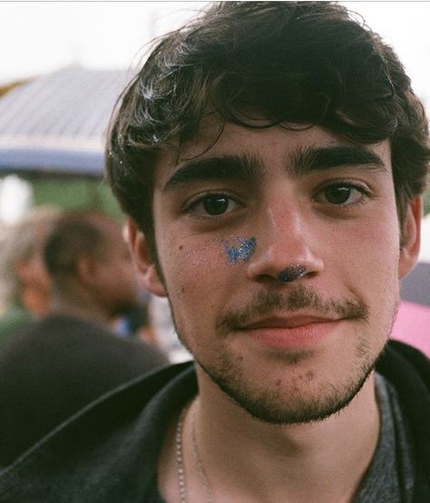 Charlie Rowe Charlie Rowe, Marauders Dr, Male Faces, Male Character, Fantasy Novel, Face Photo, Pretty Eyes, Man Photo, Hollywood Celebrities