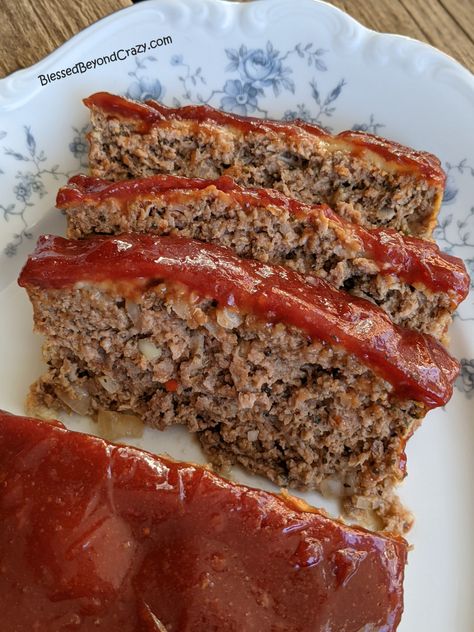 Grandma Meatloaf Recipes, Best Meatloaf Recipes, Sausage Meatloaf, Recipe Meatloaf, Best Meatloaf Recipe, Ritz Cracker Recipes, Classic Meatloaf Recipe, Gluten Free Brands, Classic Meatloaf