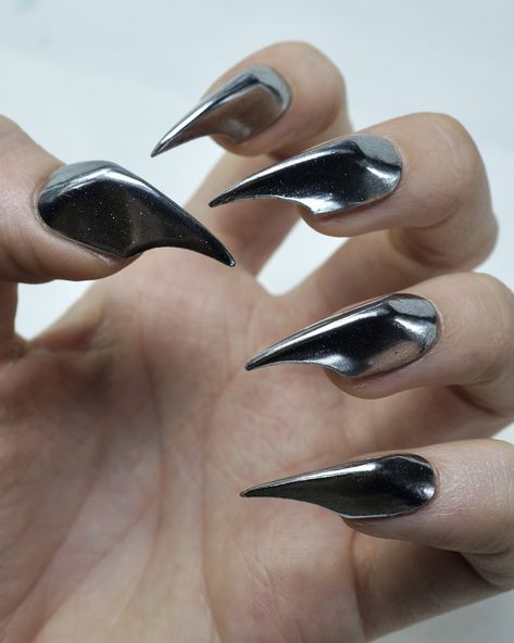 Silver Claws are perfect for Halloween—adding a touch of sleek, spooky style to your look. 🎃💅 -- #donailsart #clawsnails #pressonclaws #halloweennails #silverclawsnails #nailstrend Black Claw Nails, Claw Nails Designs, Cat Claw Nails, Long Black Nails, White Claws, Claw Noir, Black Claws, Spooky Style, Claw Nails