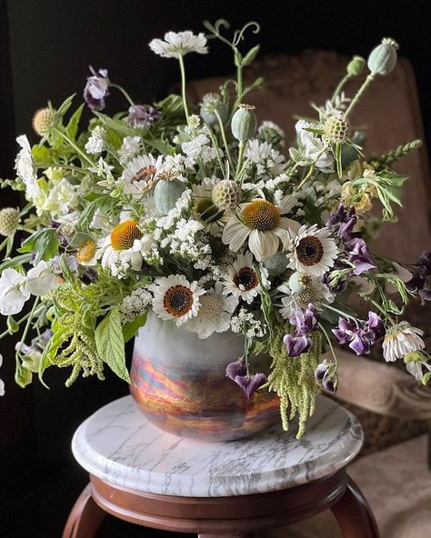 Garden Answer (@gardenanswer) • Instagram photos and videos White Scabiosa, Snapdragon Flowers, Garden Answer, African Daisy, Poppy Pods, Butterfly White, Madame Butterfly, Flower Arrangement Designs, Sweet Peas