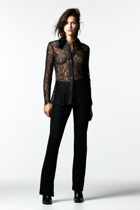 LACE SHIRT - Black | ZARA United States Date Outfits Fall, Zara Outlet, Royal Blue Outfits, Japan Outfits, Black Lace Shirt, All Black Outfits, Costume Noir, Knotted Blouse, Blue Outfits