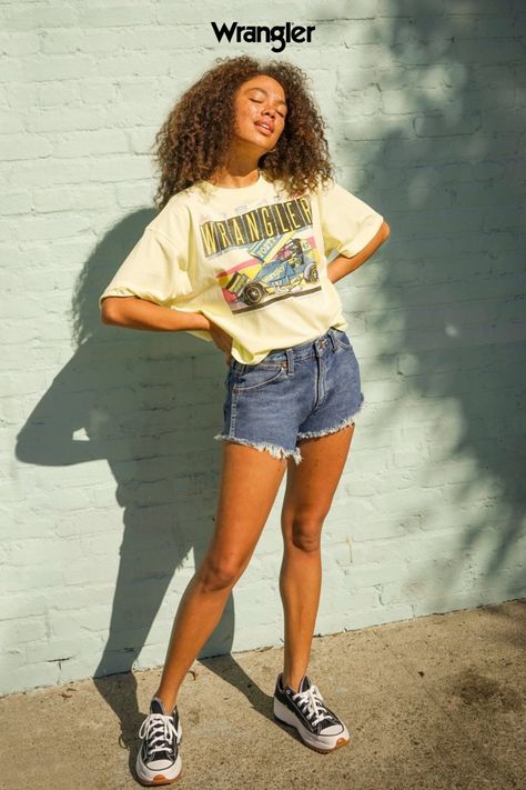 Jeans Into Shorts, Wrangler Women, Wrangler Shorts, Shorts Skirts, Summer Styles, Casual Everyday, Vintage Jeans, Vintage Denim, Cut Off