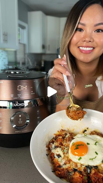 107K views · 4.7K likes | Stephanie | Easy recipes 🔪 on Instagram: "POV: Making a quick meal in your rice cooker 🍚  Rice is life and there’s nothing better than some quick comfort food. I  made a Cheesy Kimchi Fried Rice in my favorite rice cooker by @cuckoo_america.  Not only does this rice cooker cook the most amazing rice using induction heating and high pressure but it’s a been a trusted Korean brand for over 40 years. Don’t tell me you don’t see Cuckoo rice cookers in all your favorite Kdramas 😎  I  love using my Cuckoo rice cooker because the rice always comes out, perfectly fluffy, chewy and I swear it makes the rice taste sweeter! It’s like it really enhances the natural sweetness of the rice.   Use promo code “STEPHANIE20” for 20% off for CRP-JHR1009 when you buy from cuckooame Rice Cooker Cheesy Rice, Korean Rice Cooker Recipes, Nose Kiss, Cuckoo Rice Cooker, Quick Comfort Food, Best Rice Cooker, Rice Cooker Recipes, Japanese Cheesecake, Kimchi Fried Rice