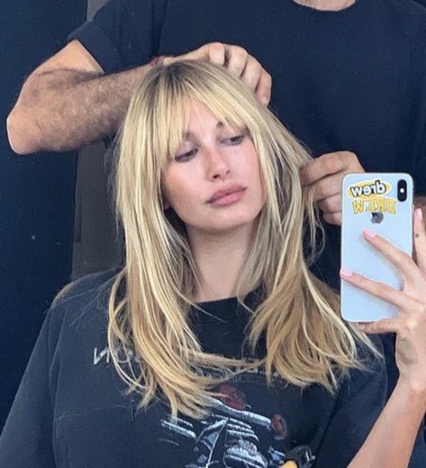 Blonde Hair Fringe, Wispy Bangs Hairstyles, Micro Pony, Hailey Rhode Baldwin, London Hair, Blonde Layered Hair, Cortes De Cabello, Blonde Bangs, Beautiful Haircuts