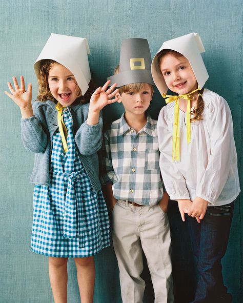 Pilgrim Hats and Bonnets Pilgrim Hats, Thanksgiving Crafts For Toddlers, Thanksgiving Hat, Thanksgiving Kids Table, Thanksgiving Clip Art, Paper Hats, Traditional Thanksgiving, Thanksgiving Pilgrims, Pilgrim Hat