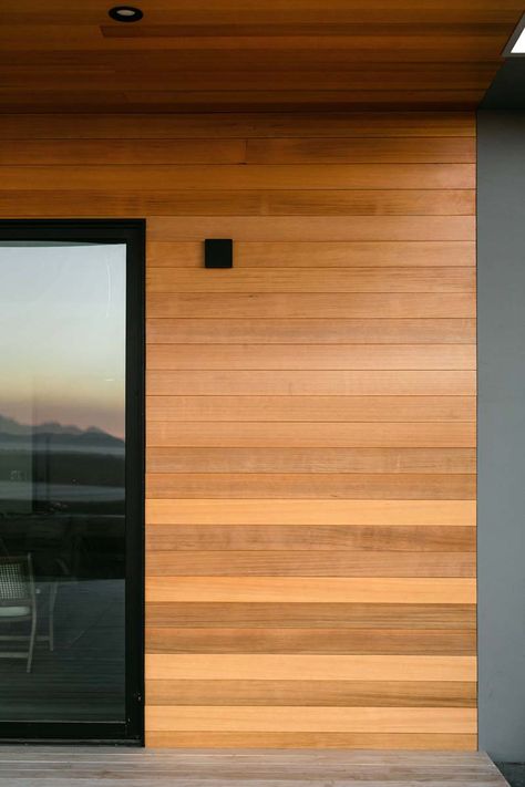 Modern Cedar Siding, Arizona Ranch House, Mound House, Arizona Ranch, Modern Wood House, Modern Siding, Wood Cladding Exterior, Cladding Exterior, New York House