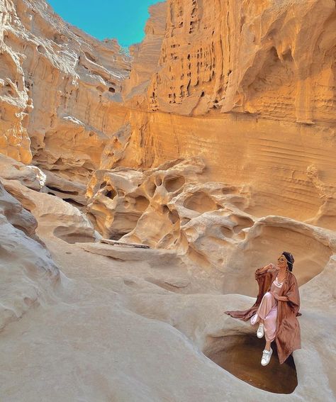 Qeshm Island Photography, Qeshm Island, Poses Travel, Iran Tourism, Star Valley, Visit Iran, Island Photography, Iran Travel, Poses Women