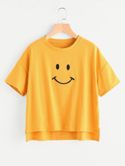 Yellow Tee Outfit, Back To College Outfits, Printed Tee Women, Yellow Tees, Back To College, Tumblr Outfits, Yellow T Shirt, Tween Outfits, Tee Outfit