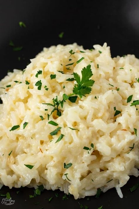 Creamy Parmesan Rice Cheesy Rice Recipes, Creamy Parmesan Rice, Easy Rice Side Dishes, Rice Recipes Side, Parmesan Rice, Best Rice Recipe, White Rice Recipes, Rice Side Dish Recipes, Cheesy Rice