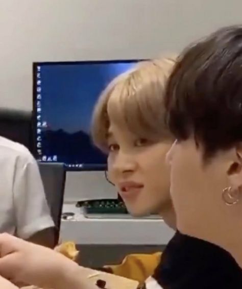 Jimin Judging Face, Judging Face, Jimin Disgusted Face, Jimin Annoyed Face, Jimin Confused Face, Jimin Meme, Bts Core, Bts Mood, Jimin Memes Love