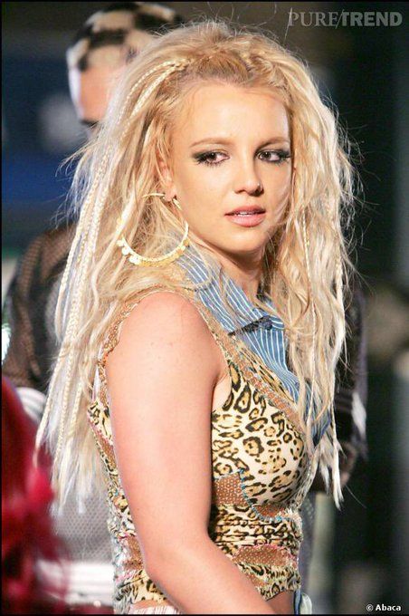 𝒎𝒊𝒄𝒉𝒂𝒆𝒍𝒍𝒂 (@lmsocurious) / Twitter Britney Spears 2004, Britney Spears Hair, Britney Jean, Queen B, Famous Women, Lady And Gentlemen, Spears, Britney Spears, Costume Party