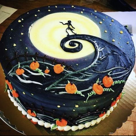 Christmas Buttercream, Jack Skellington Cake, Christmas Birthday Cake, Nightmare Before Christmas Cake, Halloween Torte, Nightmare Before Christmas Nails, Nightmare Before Christmas Pumpkin, Nightmare Before Christmas Tattoo, Nightmare Before Christmas Wallpaper