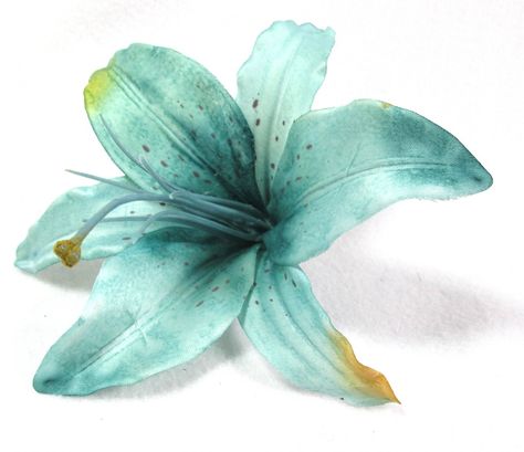 Blue Tiger Lily, Turquoise Wedding Flowers, Ipad Blue, Long Hair Accessories, Long Hair Clip, Tiger Lilies, Blue Hair Accessories, Zen Bedroom, Frutiger Aero