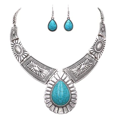 Southwest and Western Jewelry – Rosemarie Collections Howlite Jewelry, Diamond Bar Necklace, Stone Statement Necklace, Cartilage Earrings Hoop, Howlite Stone, Choker Pendant, Necklace Design, Fashion Jewelry Sets, Western Jewelry