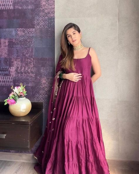 #anarkali #saree #lehenga #fashion #kurti #anarkalisuits #indianwear #onlineshopping #ethnicwear #indianwedding #anarkalidress #salwarkameez #partywear #anarkalisuit #indianfashion #designer #kurtis #salwarsuit #trending #dresses #dress #gown #wedding #bridal #bollywood #sarees #lehengacholi #instafashion #indiandress #kurta Anarkali Designs Latest, Anarkali Designs, Embroidered Anarkali, Saree Designs Party Wear, Bridal Diamond Jewellery, Anarkali Gown, Crop Top Dress, Fancy Dress Design, Anarkali Dress