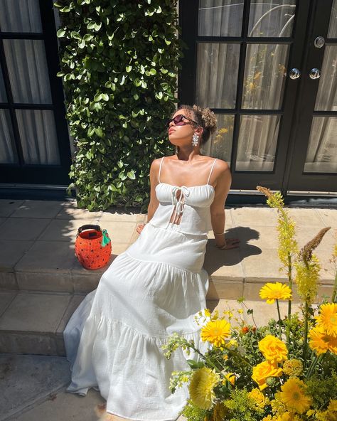 summer whites with pops of florals and fruit 🤍🌼🍓✨ • • • #summeroutfitinspo #outfitinspo #outfitinspiration #outfitinspo2024 #outfitinspirationforsummer #streetstyle #summeroutfitinspo2024 #maxiskirt #maxiskirtoutfit linen set, white linen, tiered maxi skirt, summer style White Floral Skirt Outfit, Floral Maxi Skirt Outfit, Maxi Skirt Outfit Summer, Maxi Skirt Summer, Floral Skirt Outfits, Skirt Outfit Summer, White Floral Skirt, Maxi Skirt Outfits, Tiered Maxi Skirt