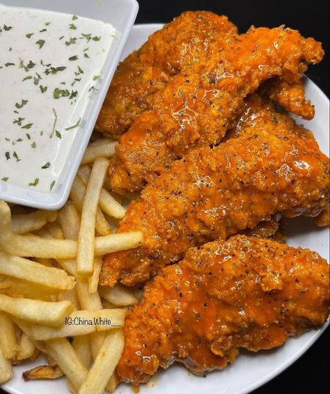 Lemon Pepper Chicken Tenders, Chicken Tenders And Fries, Tenders And Fries, Wings And Fries, Chicken And Fries, Chicken Tender, Soul Food Dinner, Chicken Tenderloins, Lemon Pepper Chicken