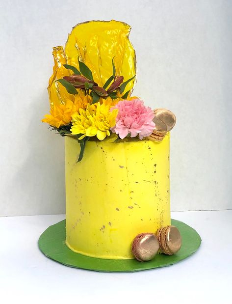 Yellow and Gold Floral Cake Adult Birthday Party, Floral Cake, Gold Floral, Photo Album, Planter Pots, Birthday Party, Cake, Yellow, Birthday