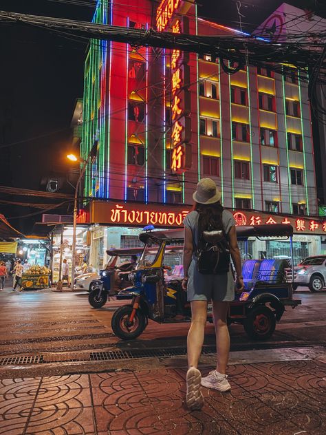 Magic place, cool night life, lots of markets Cool Night, Hot Summer Nights, China Town, Summer Nights, Hot Summer, Night Life, Bangkok, Times Square, Thailand