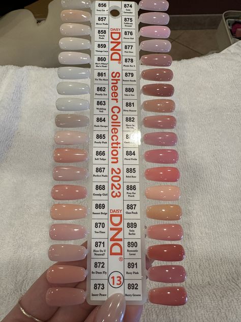 Dnd 879 Sunset Suede, Dnd Sunset Suede, Dnd How Do You Neutral, Nail Color By Skin Tone, Dnd Nude Escape, Neutral Dnd Nail Colors, Summer Nails Dnd, Dnd Neutral Gel Polish, Dnd Nude Colors