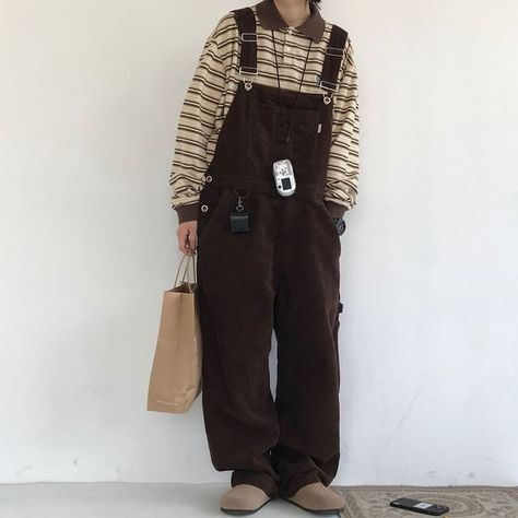 Masculine Overalls Outfit, Corduroy Overalls Men, Dark Academia Overalls, Brown Overalls Outfits Men, Fairy Grunge Overalls, Trans Masc Outfits Plus Size, Dark Brown Overalls, Overall Pants Outfit, Vintage Overalls Outfits